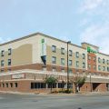 Holiday Inn Omaha Downtown – Waterpark