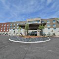 Holiday Inn & Suites Mansfield-Conference Ctr