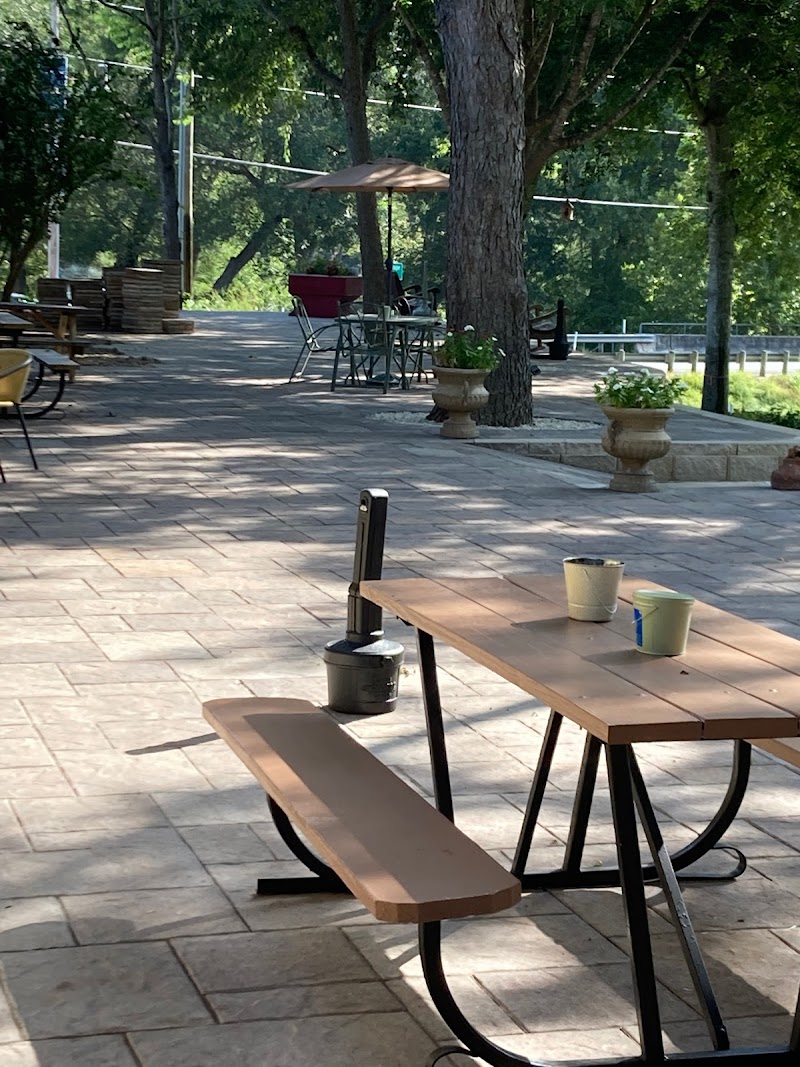 Horseshoe Riverside Lodge in Canyon Lake, Texas, United States