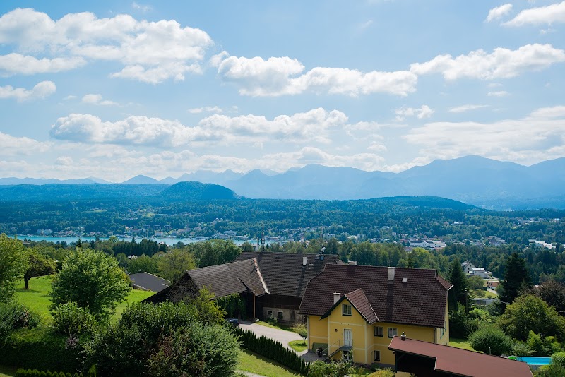 Hotel Garni Fruhstuckspension Neff in Velden am Worthersee, Austria