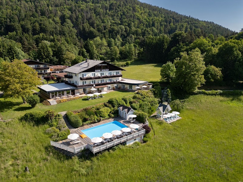 Hotel Garni Wurzer in Velden am Worthersee, Austria