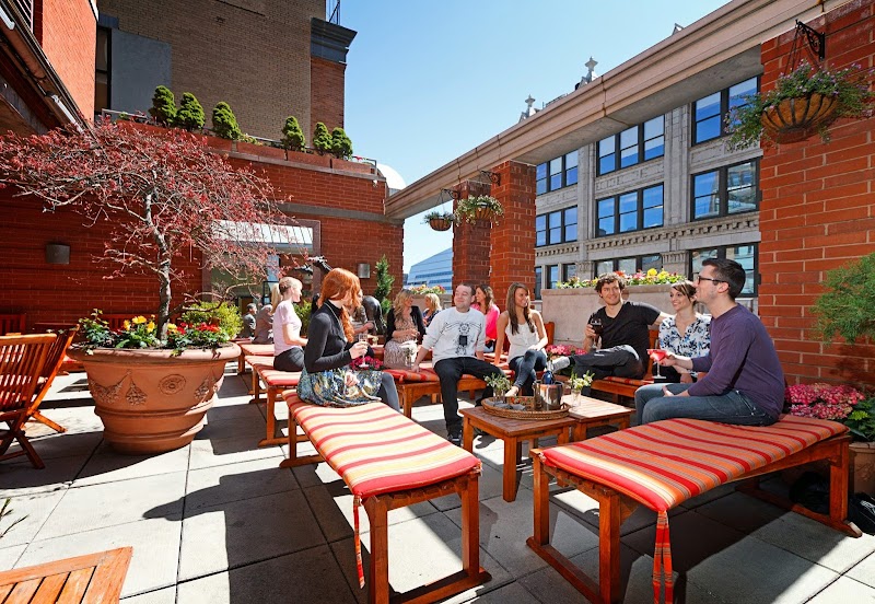 Hotel Giraffe in Manhattan, New York, United States