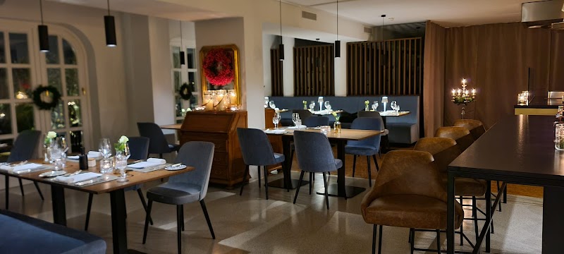 Hotel Restaurant Dermuth in Klagenfurt, Austria