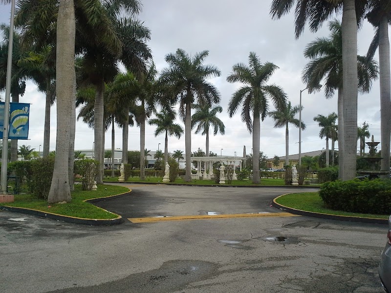 Hotel Roma Golden Glades Resort in North Miami, Florida, United States