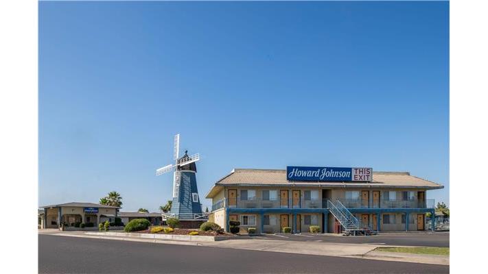Howard Johnson by Wyndham Ceres in Ceres, California, United States