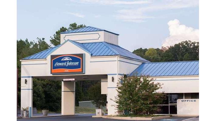 Howard Johnson by Wyndham Commerce in Commerce, Georgia, United States