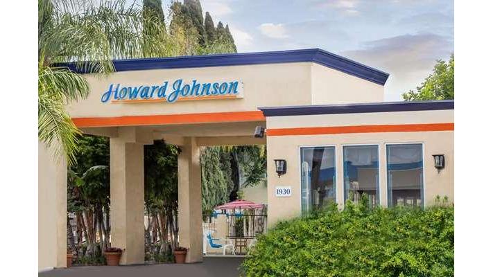 Howard Johnson by Wyndham Orange Hotel & Suites in Orange, California, United States