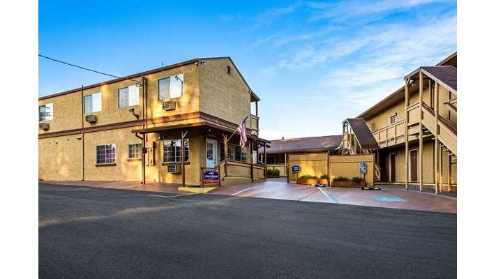 Howard Johnson by Wyndham San Mateo in San Mateo, California, United States