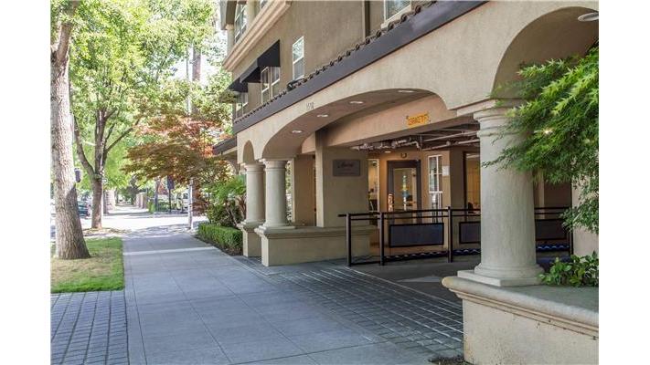 Inn Off Capitol Park in Sacramento, California, United States