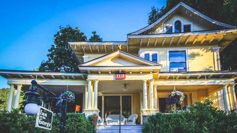 Inn at the Gorge in Hood River, Oregon, United States