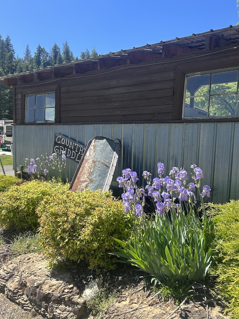Inn at the Lake in Deer Park, Washington, United States