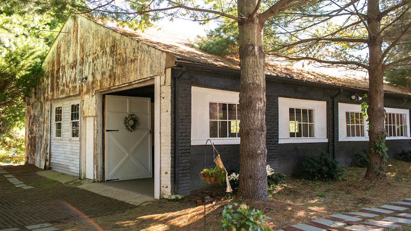 Inn at the Olde Silk Mill in Fredericksburg, Virginia, United States