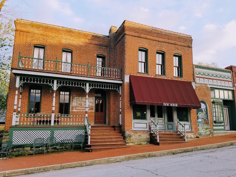 Iron Horse Hotel in Lexington, Missouri, United States