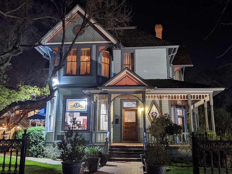 Irwin Street Inn in Hanford, California, United States