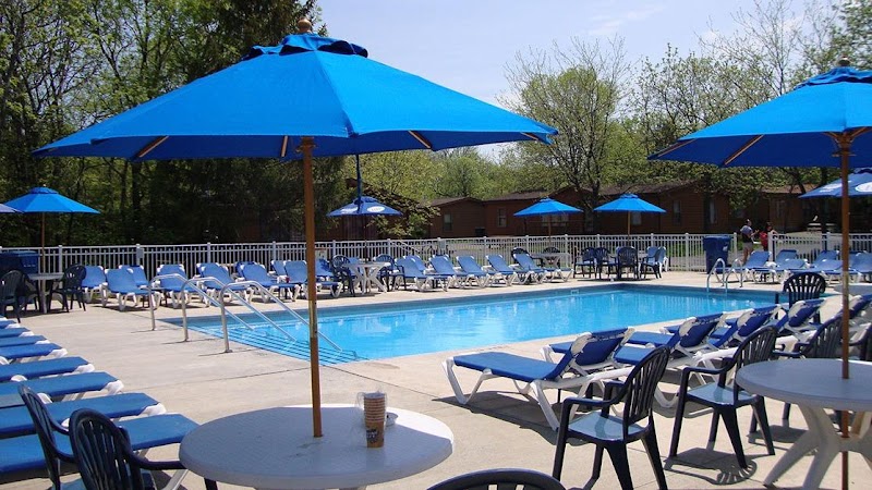 Island Club Rentals in Port Clinton, Ohio, United States