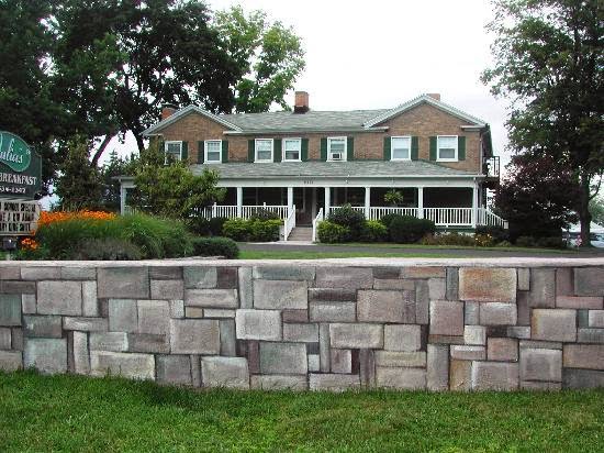 Julia's Bed & Breakfast in Cortland, Ohio, United States