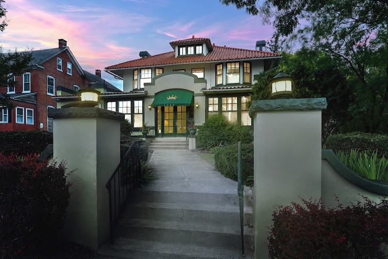 King's Cottage in Lancaster, Pennsylvania, United States