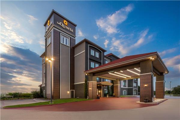 La Quinta Inn & Suites by Wyndham Brownwood in Brownwood, Texas, United States