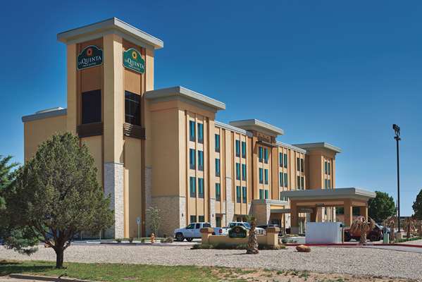 La Quinta Inn & Suites by Wyndham Carlsbad in Carlsbad, New Mexico, United States