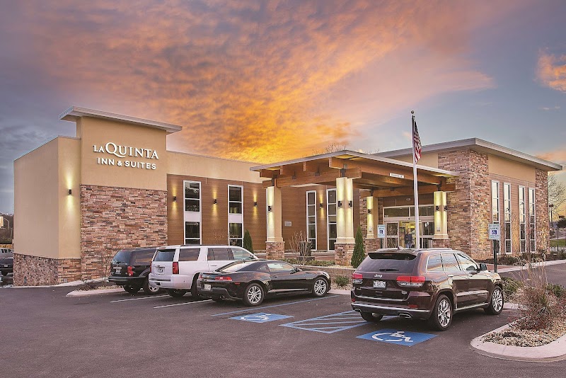 La Quinta Inn & Suites by Wyndham Chattanooga - East Ridge in East Ridge, Tennessee, United States