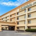 La Quinta Inn & Suites by Wyndham Chicago Gurnee