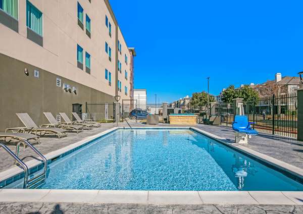 La Quinta Inn & Suites by Wyndham DFW West-Glade Parks in Euless, Texas, United States