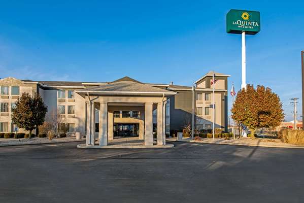 La Quinta Inn & Suites by Wyndham Dayton North-Tipp City in Dayton, Ohio, United States