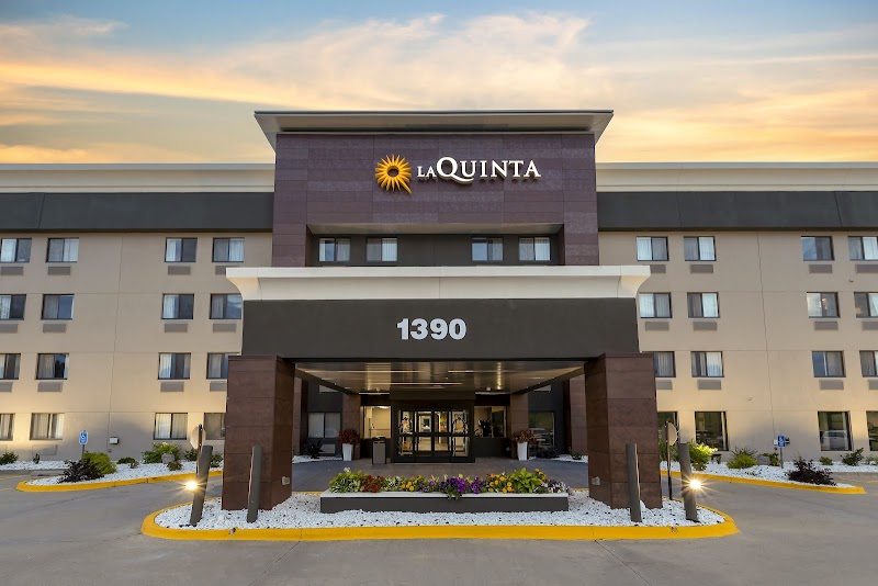 La Quinta Inn & Suites by Wyndham Des Moines West Clive in Clive, Iowa, United States