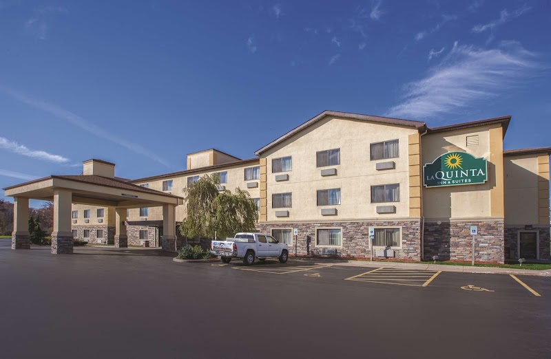La Quinta Inn & Suites by Wyndham Erie in Erie, Pennsylvania, United States