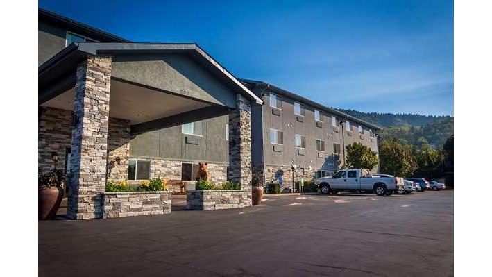 La Quinta Inn & Suites by Wyndham Grants Pass in Grants Pass, Oregon, United States
