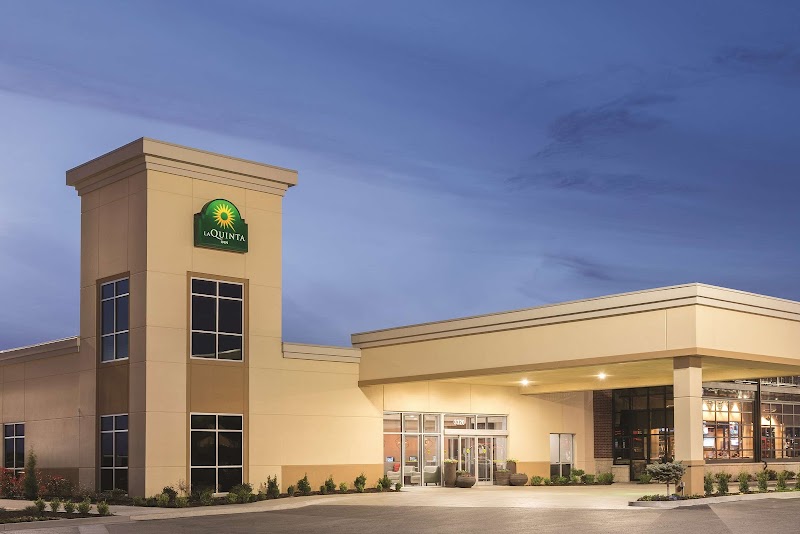 La Quinta Inn & Suites by Wyndham Joplin in Joplin, Missouri, United States