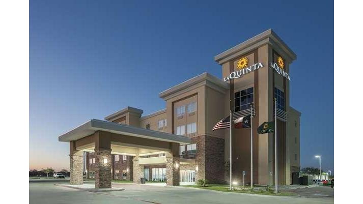 La Quinta Inn & Suites by Wyndham Kingsville in Kingsville, Texas, United States