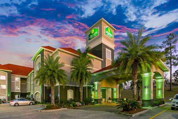 La Quinta Inn & Suites by Wyndham Lake Charles Casino Area in Lake Charles, Louisiana, United States