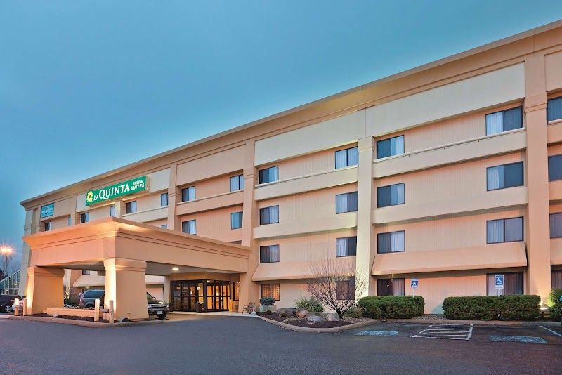La Quinta Inn & Suites by Wyndham Mansfield OH in Mansfield, Ohio, United States