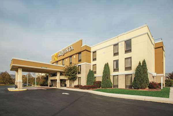 La Quinta Inn & Suites by Wyndham Mechanicsburg-Harrisburg in Mechanicsburg, Pennsylvania, United States