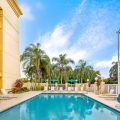 La Quinta Inn & Suites by Wyndham Miami Airport East