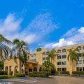 La Quinta Inn & Suites by Wyndham Miami Lakes