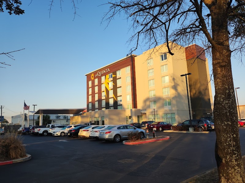 La Quinta Inn & Suites by Wyndham Mobile in Mobile, Alabama, United States