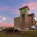 La Quinta Inn & Suites by Wyndham Monroe
