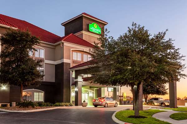 La Quinta Inn & Suites by Wyndham New Braunfels in New Braunfels, Texas, United States