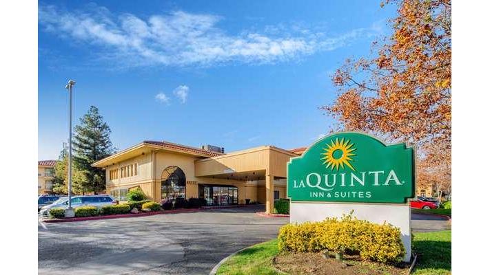 La Quinta Inn & Suites by Wyndham Oakland - Hayward in Hayward, California, United States