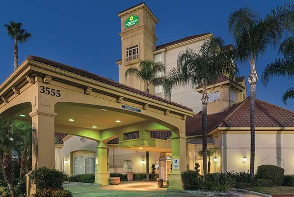 La Quinta Inn & Suites by Wyndham Ontario Airport in Ontario, California, United States