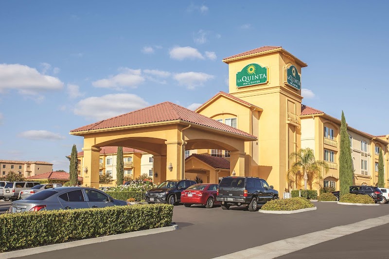 La Quinta Inn & Suites by Wyndham Paso Robles in El Paso de Robles, California, United States