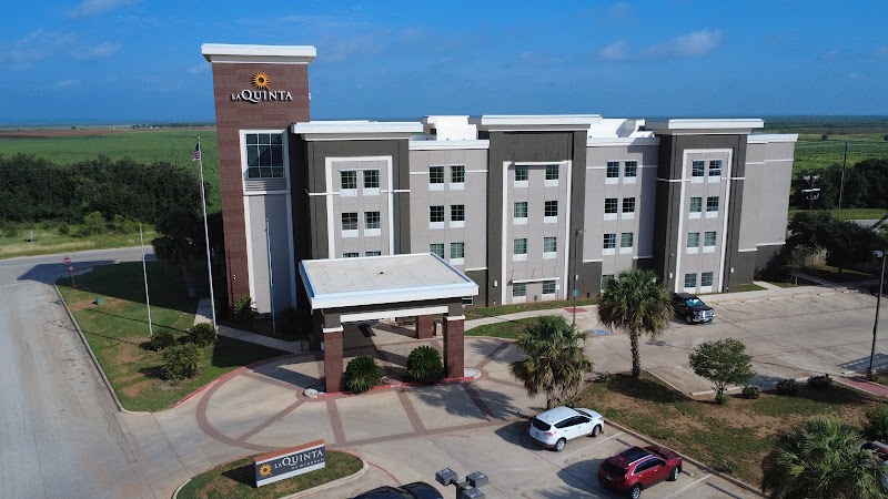La Quinta Inn & Suites by Wyndham Pearsall in Pearsall, Texas, United States