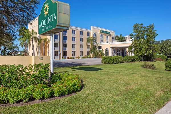 La Quinta Inn & Suites by Wyndham Sarasota Downtown in Sarasota, Florida, United States