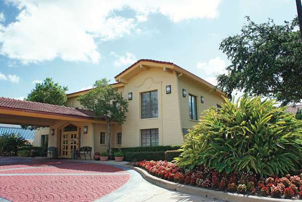 La Quinta Inn by Wyndham Houston La Porte in La Porte, Texas, United States