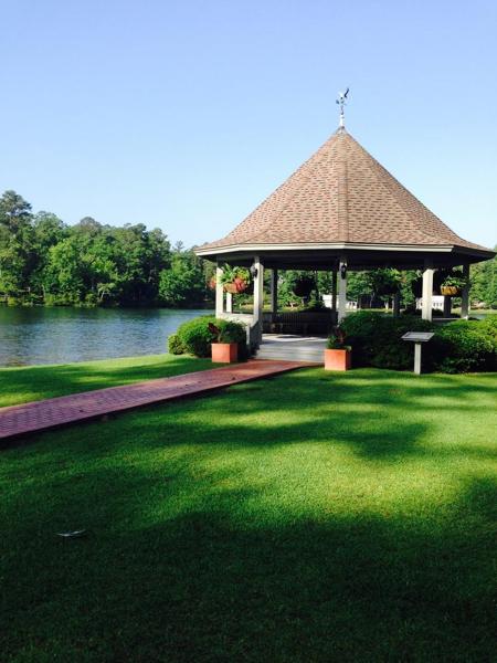 Lake Tiak-O'Khata in Louisville, Mississippi, United States