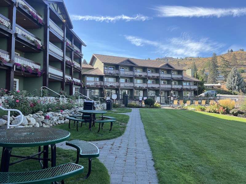 Lakeside Lodge and Suites in Chelan, Washington, United States