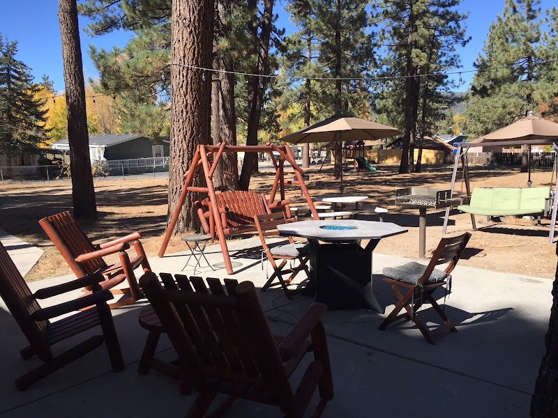 Lakewood Cabins in Big Bear Lake, California, United States