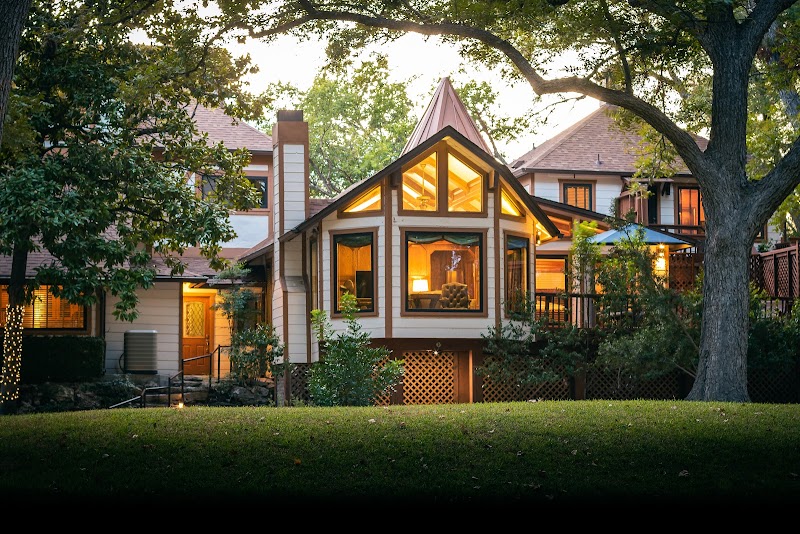 Lightning Tree B&B in Dripping Springs, Texas, United States